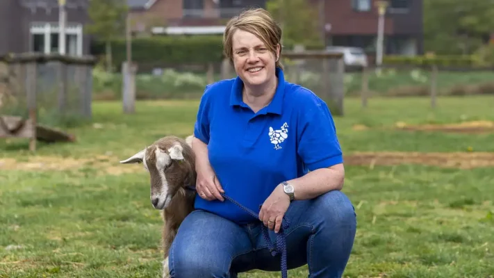Martine-José-van der Kolk - vrijwilliger Dieren Park de Stadshoeve